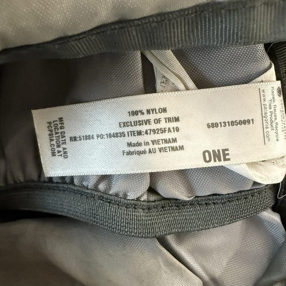 Patagonia Backpack Gray Chacabuco 32L Nylon Soft Case Laptop Daypack